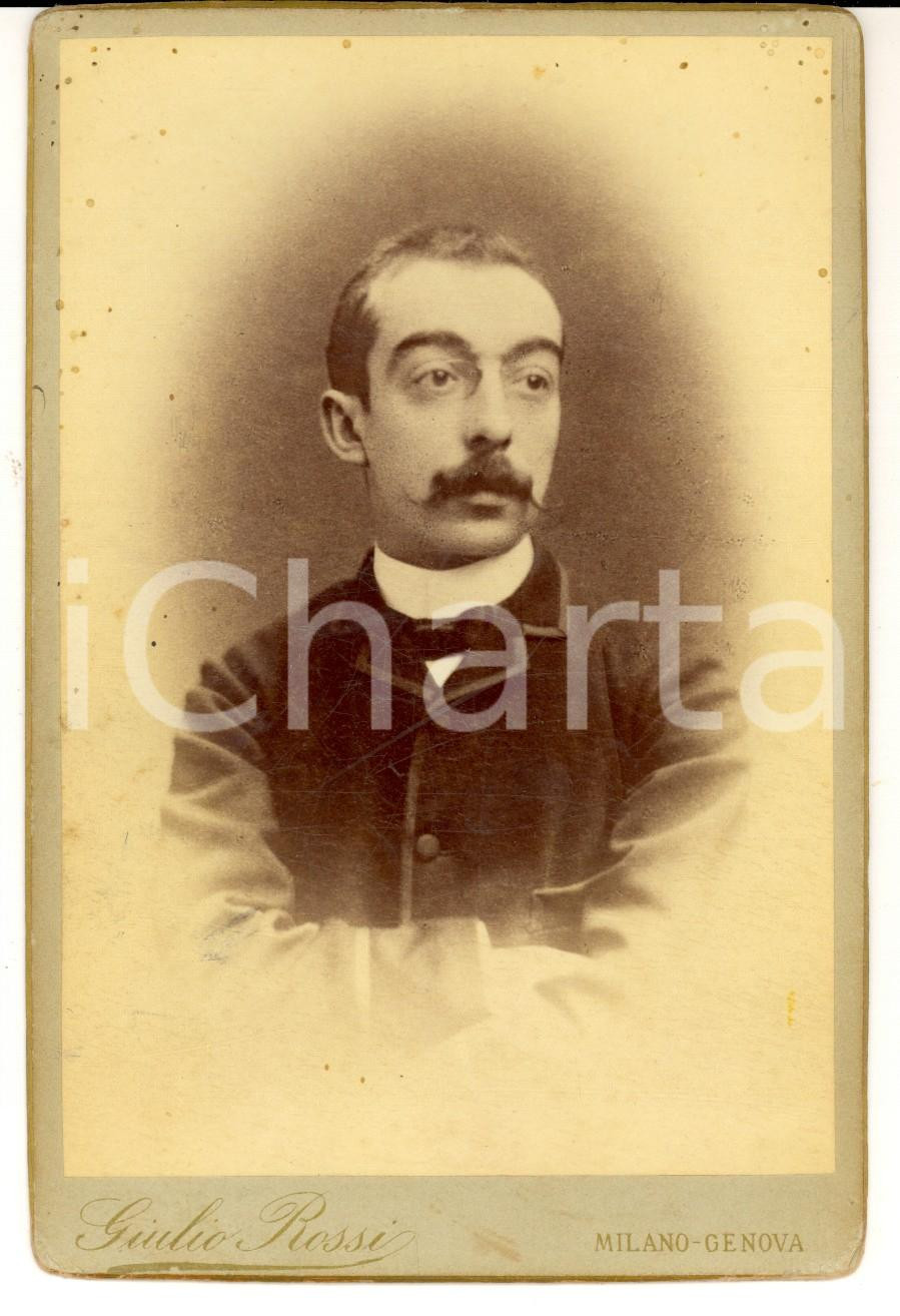 Fotografia d epoca originale 1890 ca GENOVA Ritratto di giovane uomoFotografia GIULIO ROSSI 11 x 16 1