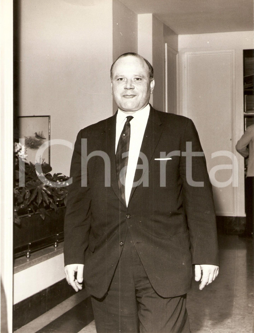 Fotografia d epoca originale 1962 MILANO Congresso Internazionale CARBION Mr. BACKWITH lascia conferenza Foto 1