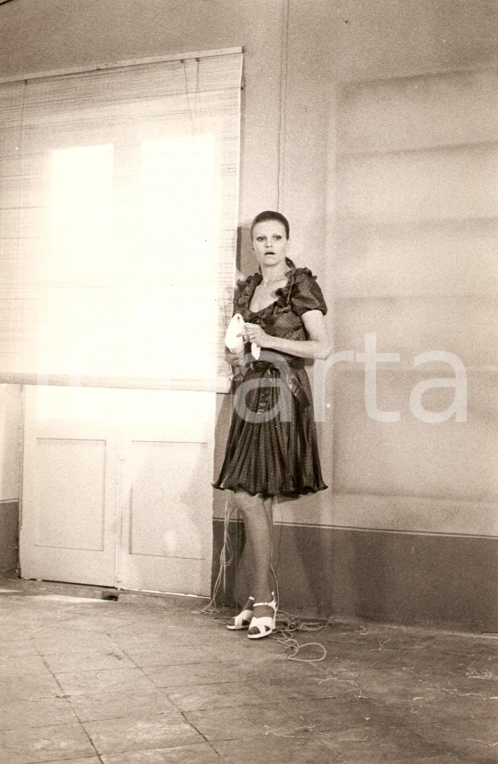 Fotografia d epoca originale 1972 D AMORE SI MUORE Ritratto MILVA Film di Carlo CARUNCHIO Foto di scena 1
