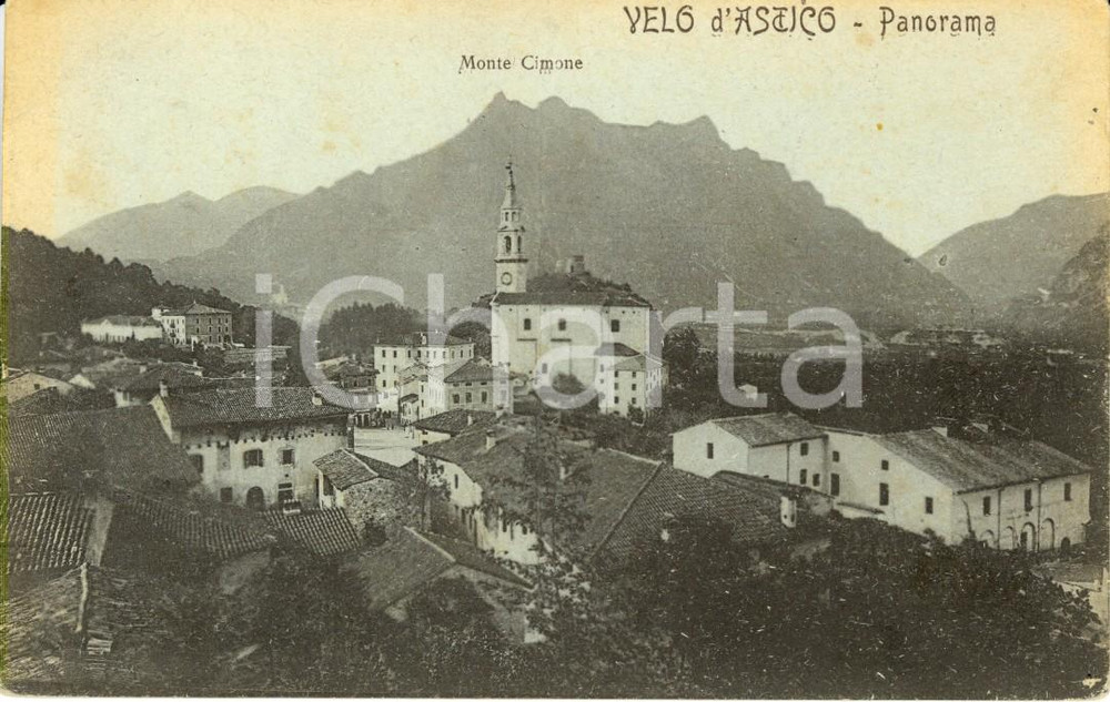 Cartolina originale da collezione 1920 ca VELO D ASTICO VI Panorama dell abitato con il Monte CIMONE FP NV 1