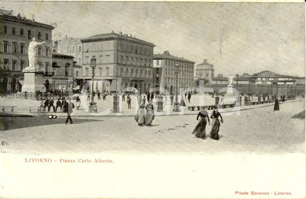 Cartolina originale da collezione 1900 ca LIVORNO Passanti in piazza CARLO ALBERTO Cartolina ANIMATA FP VG 1