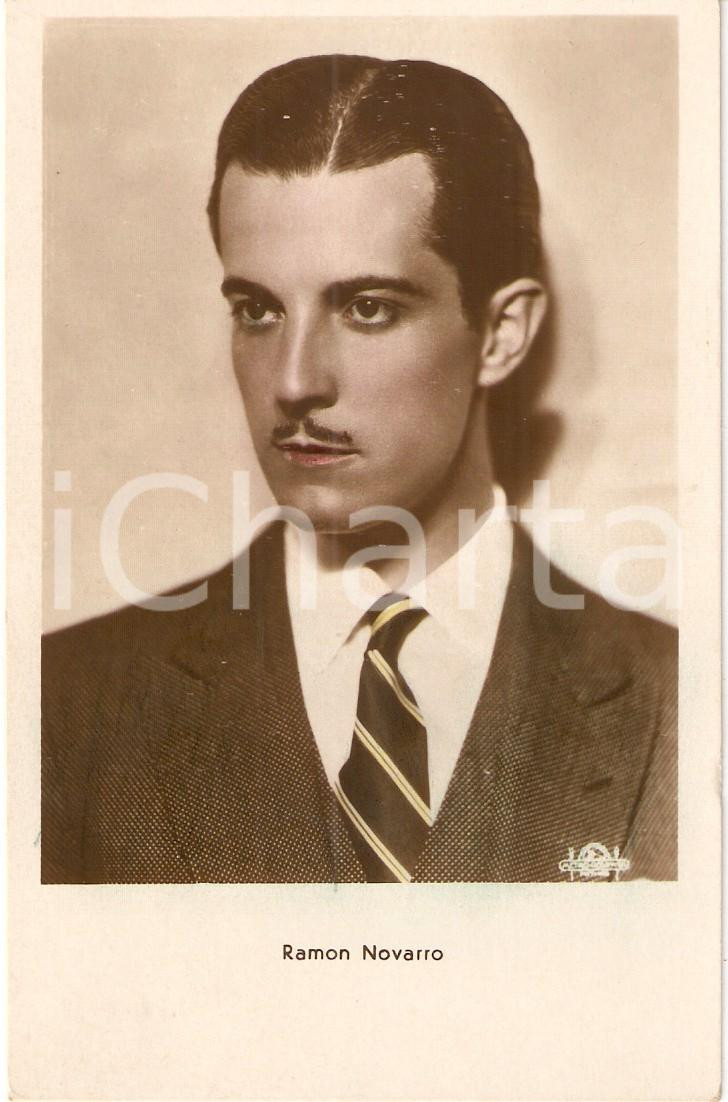 Cartolina originale da collezione 1920 ca CINEMA Actor Ramon NOVARRO Portrait with striped tie Cartolina FP NV 1