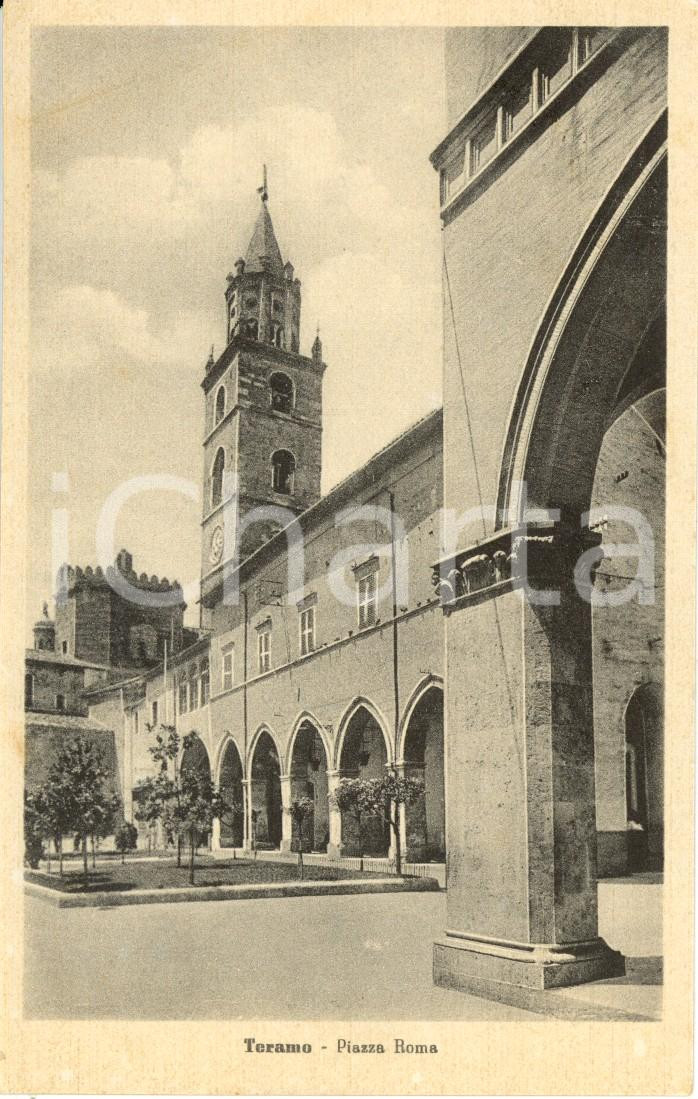Cartolina originale da collezione 1920 ca TERAMO Piazza ROMA con campanile Cattedrale SANTA MARIA ASSUNTA FP NV 1