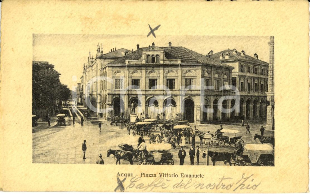 Cartolina originale da collezione 1932 ACQUI TERME AL Carrozze e passanti in Piazza VITTORIO EMANUELE FP VG 1