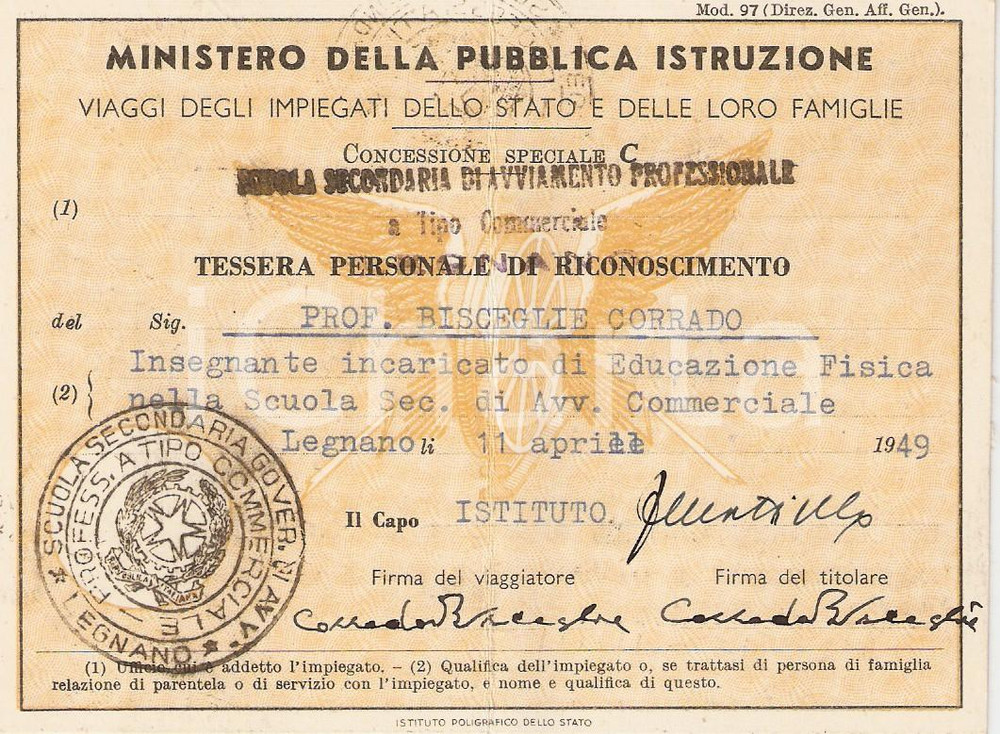 1949 LEGNANO (MI) Riduzione ferroviaria per insegnanti *TESSERA DATA: 1949LUOGO: LEGNANO (MI) TITOLO: RIDUZIONE FERROVIARIA PER GLI IMPIEGATI DELLO STATO E LE LORO FAMIGLIE DESCRIZIONE: Tessera d'epoca con firma del docente titolare e del Preside dell'Istituto. CONDIZIONI: buone (ma piegatura centrale d'epoca)DIMENSIONE: 13 x 10 cm  Tessera d'epoca, originale, autentica.   originale e autentica 1