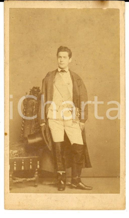 Fotografia d epoca originale 1870 ca TORINO Ritratto di gentiluomo con il cilindro Foto MONTABONE 1