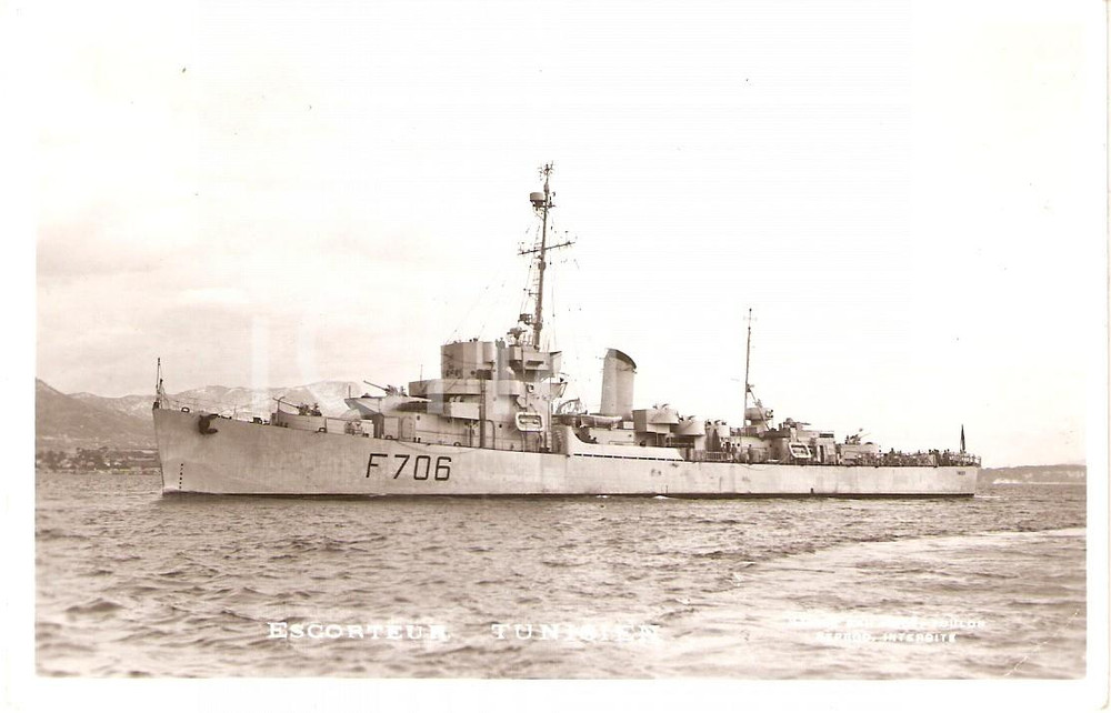 Cartolina originale da collezione 1950 ca FRANCE Marine Nationale Escorteur TUNISIEN Cartolina FP NV 1