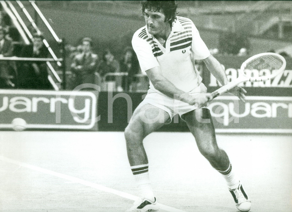 Fotografia d epoca originale 1980 ca MILANO Tennis José HIGUERAS durante un set alla RAMAZZOTTI CUP Foto 1