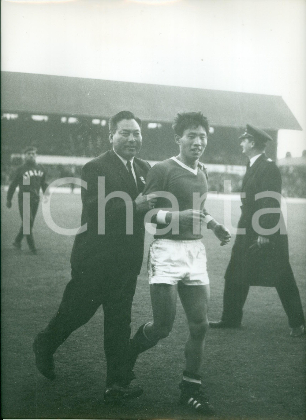 Fotografia d epoca originale 1966 MIDDLESBROUGH UK Mondiali ITALIA  COREA Calcio Allenamento 1