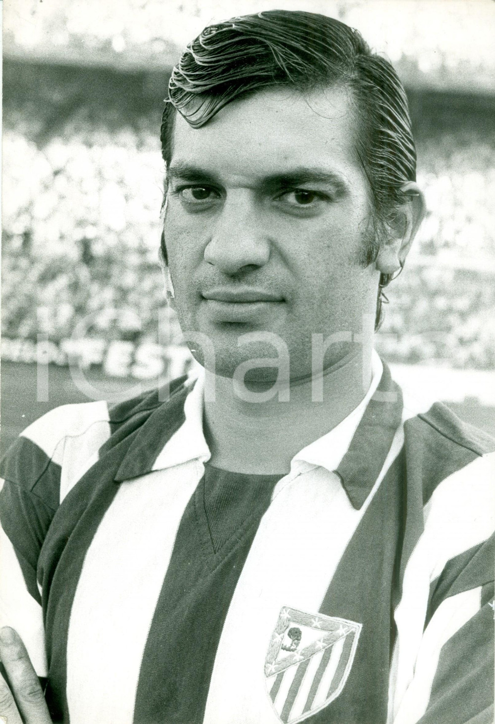Fotografia d epoca originale 1975 ca CALCIO ATLETICO MADRID Jesus MARTINEZJAYO centro mediano Fotografia 1