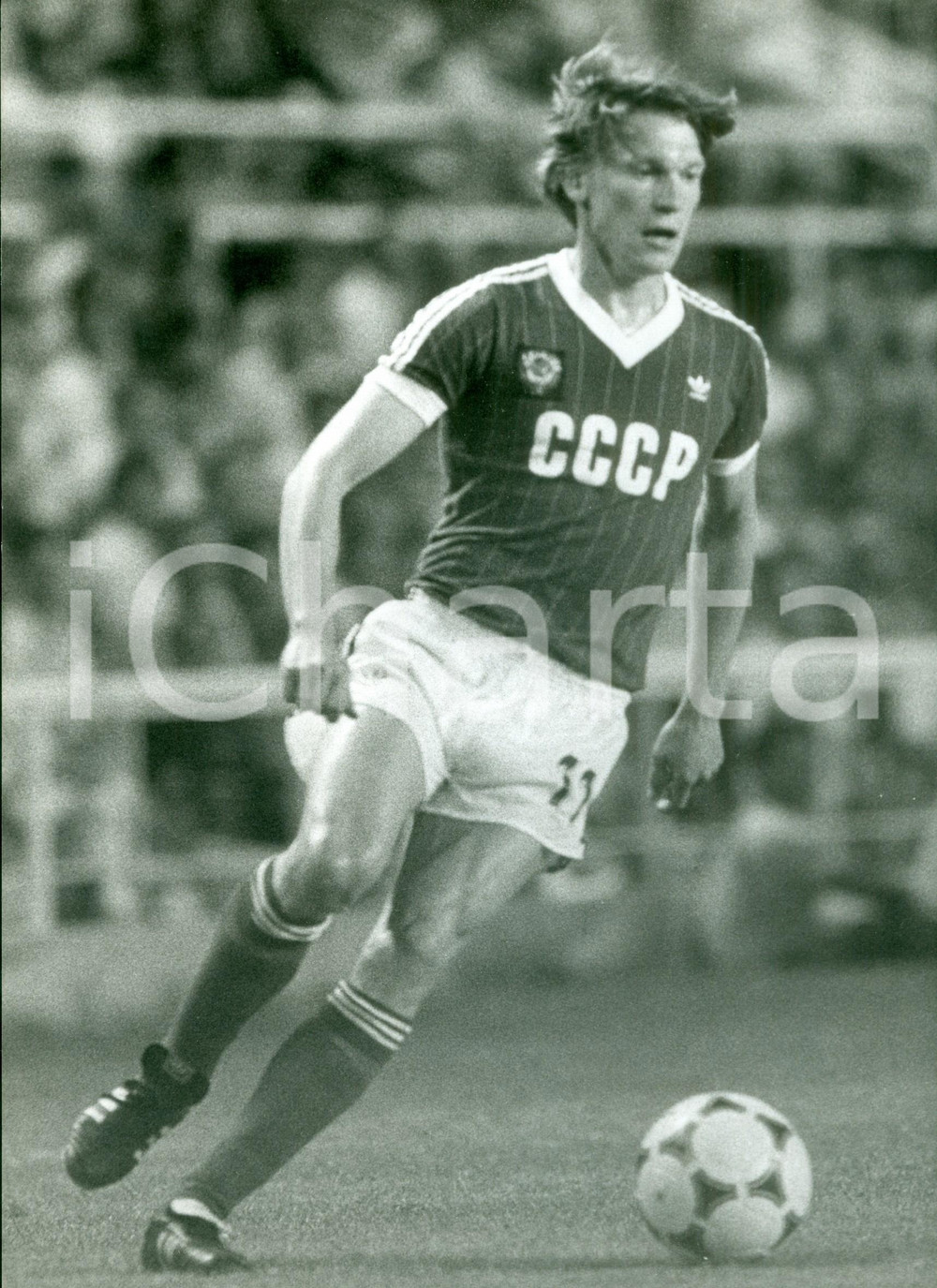 Fotografia d epoca originale 1980 ca RUSSIA Calcio Calciatore Oleh BLOCHIN in attacco Fotografia 1