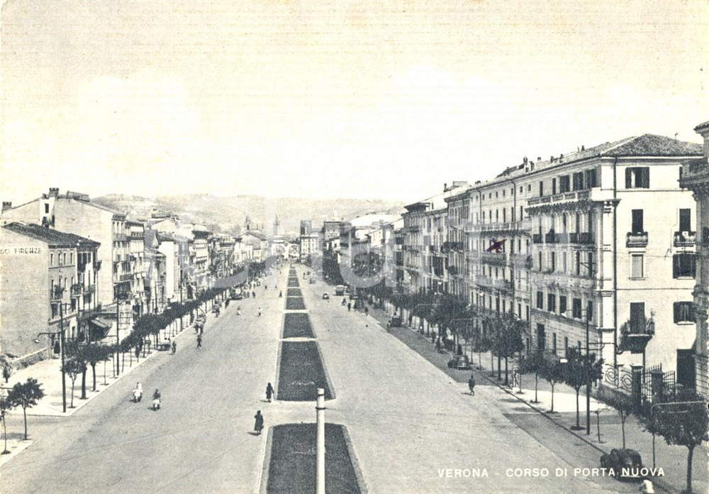 Cartolina originale da collezione 1959 VERONA Albergo FIRENZE con passanti per corso di PORTA NUOVA FG VG 1