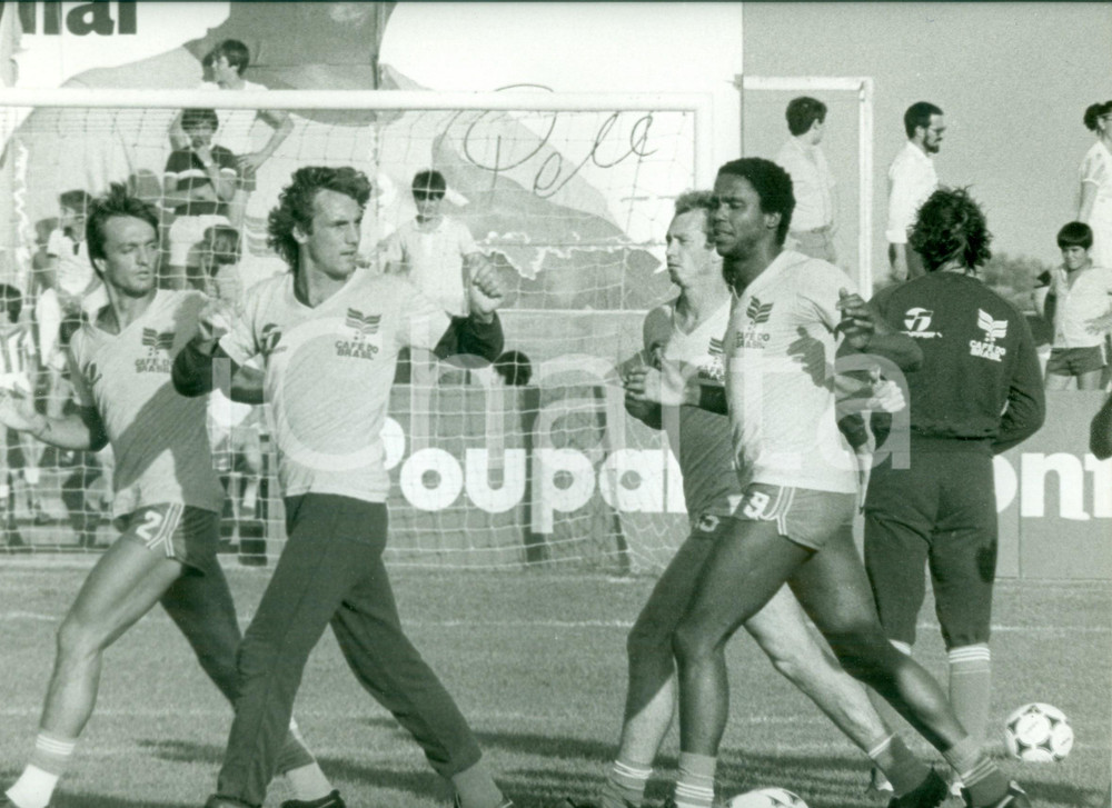 Fotografia d epoca originale 1978 BRASILE Calcio MONDIALI Campioni LEANDRO ZICO e SERGINHO si allenano 1