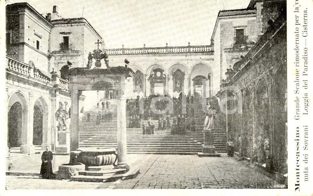 Cartolina originale da collezione 1900 ca ABBAZIA DI MONTECASSINO FR Scalone Loggia del PARADISO ANIMATA FP NV 1