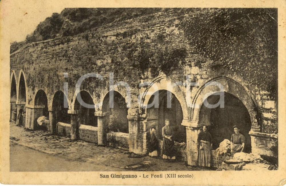 Cartolina originale da collezione 1930 ca SAN GIMIGNANO SI Lavandaie al lavoro alle fonti Cartolina FP VG 1