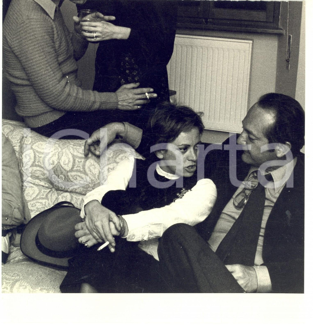 Fotografia d epoca originale 1970 ca ROMA Pasquale FESTA CAMPANILE ed Elena RICCI all inizio della relazione 1