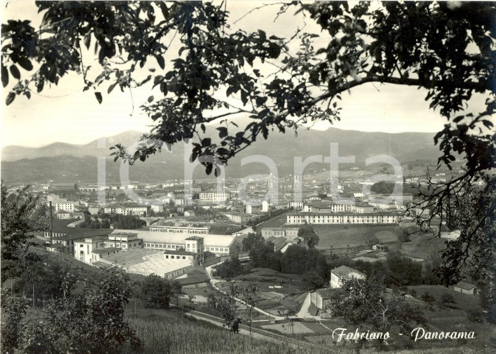 Cartolina originale da collezione 1961 FABRIANO AN Panorama del paese con le cartiere MILIANI Cartolina FG VG 1