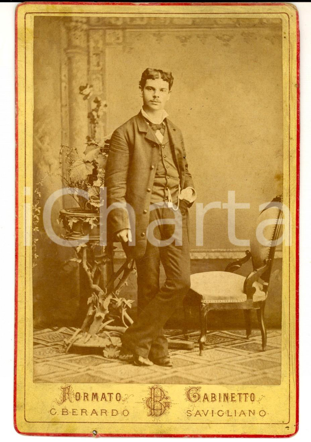 Fotografia d epoca originale 1880 ca SAVIGLIANO CN Ritratto di giovane gentiluomo Foto G. BERARDO 1