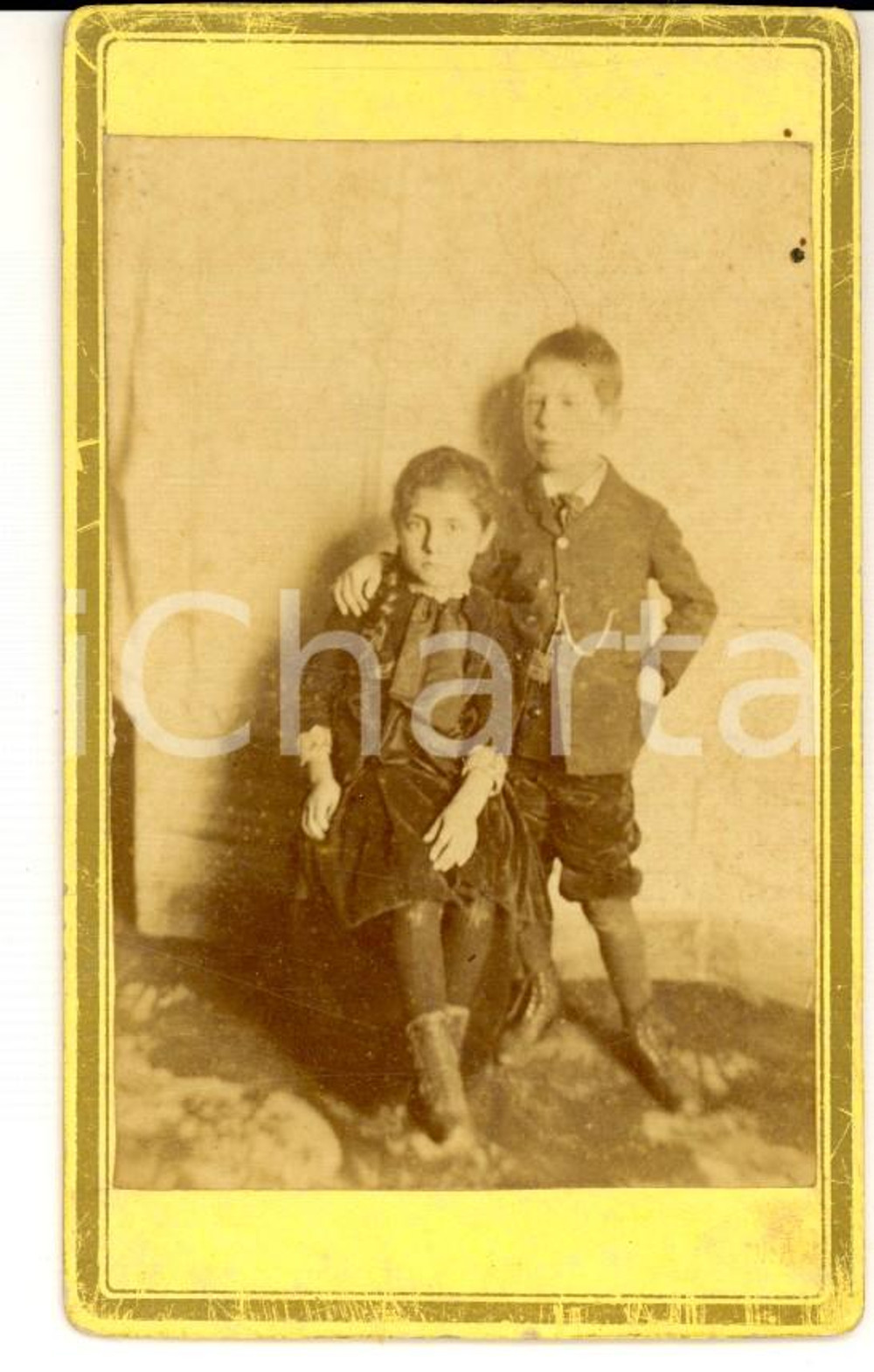 Fotografia d epoca originale 1890 ca MILANO Coppia di fratellini vestiti in velluto Fotografia 1