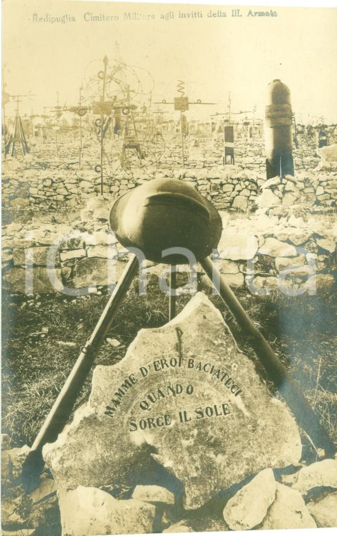 Fotografia d epoca originale 1920 ca FOGLIANO REDIPUGLIA GO Cimitero militare Invitti III ARMATA Cartolina 1