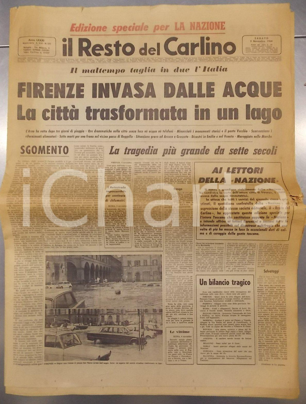 Giornale, rivista storica 1966 IL RESTO DEL CARLINO Alluvione FIRENZE invasa dalle acque diventa un lago 1