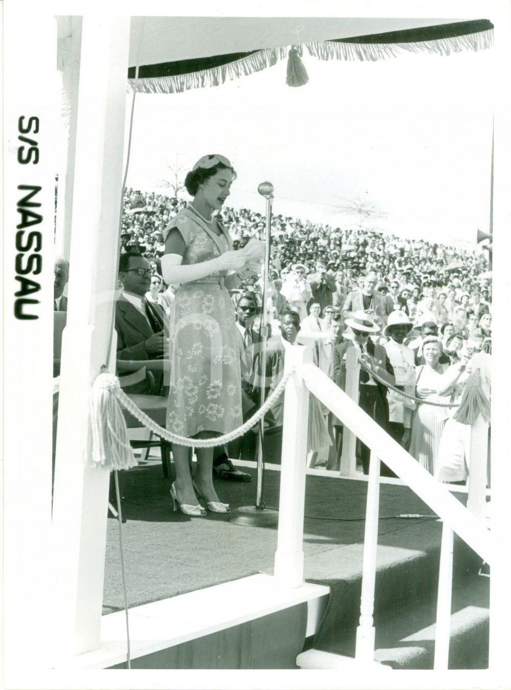 Fotografia d epoca originale 1955 NASSAU BAHAMAS Principessa Margaret d INGHILTERRA in visita ufficiale Foto 1