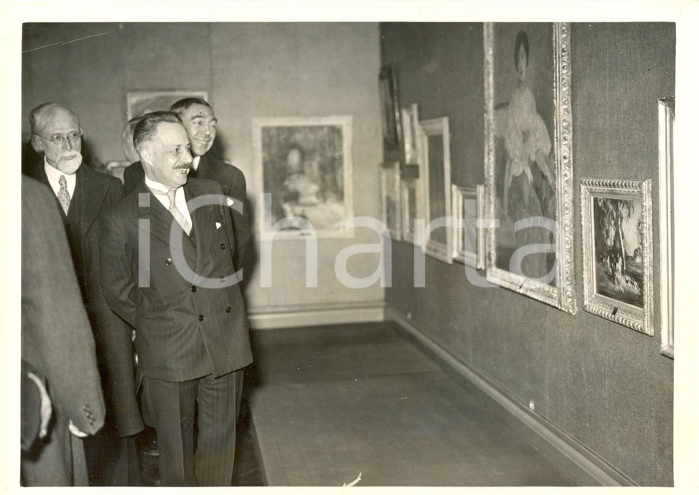 Fotografia d epoca originale 1938 PARIS GALLIERA Achille VILLEYDESMESERETS inaugura mostra JeanPaul LAURENS 1