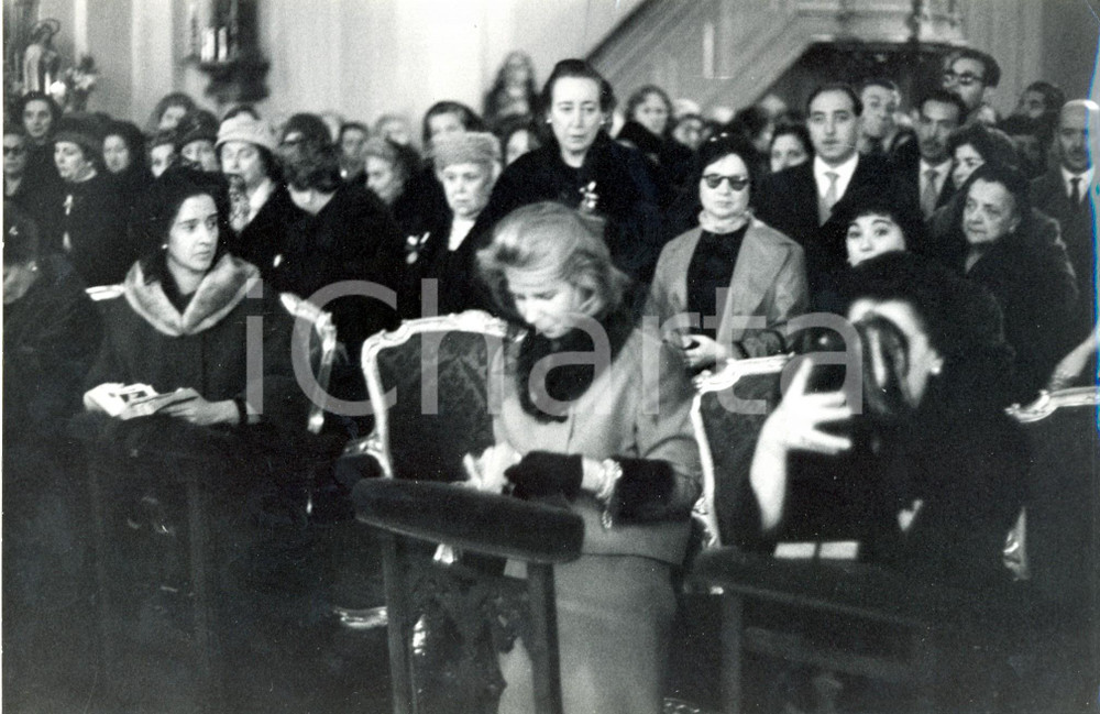 Fotografia d epoca originale 1960 MADRID LAS CALATRAVAS Fabiola del BELGIO Duchessa d ALBA  Cerimonia 1 1