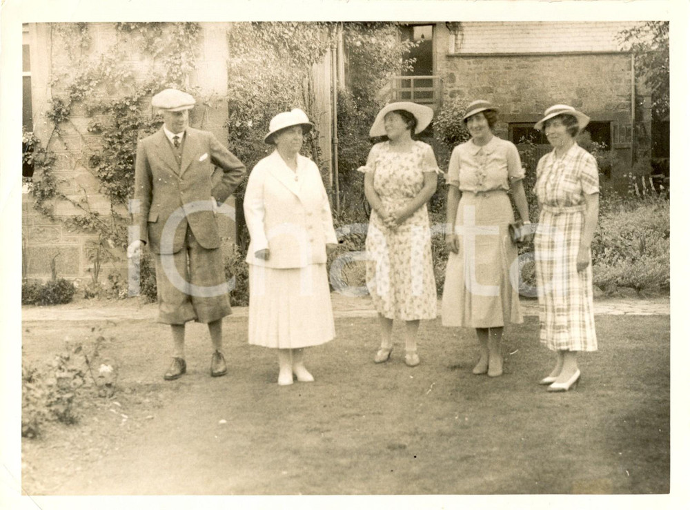Fotografia d epoca originale 1935 SAINT FILLANS Regina Guglielmina principessa Giuliana d OLANDA in vacanza 1