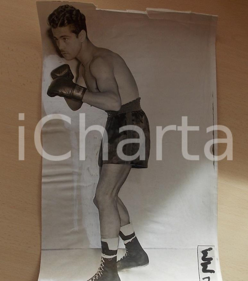 Fotografia d epoca originale 1957 SAN FRANCISCO USA BOXE Pugile Raul MACIAS si allena Fotografia 23 x 38 1
