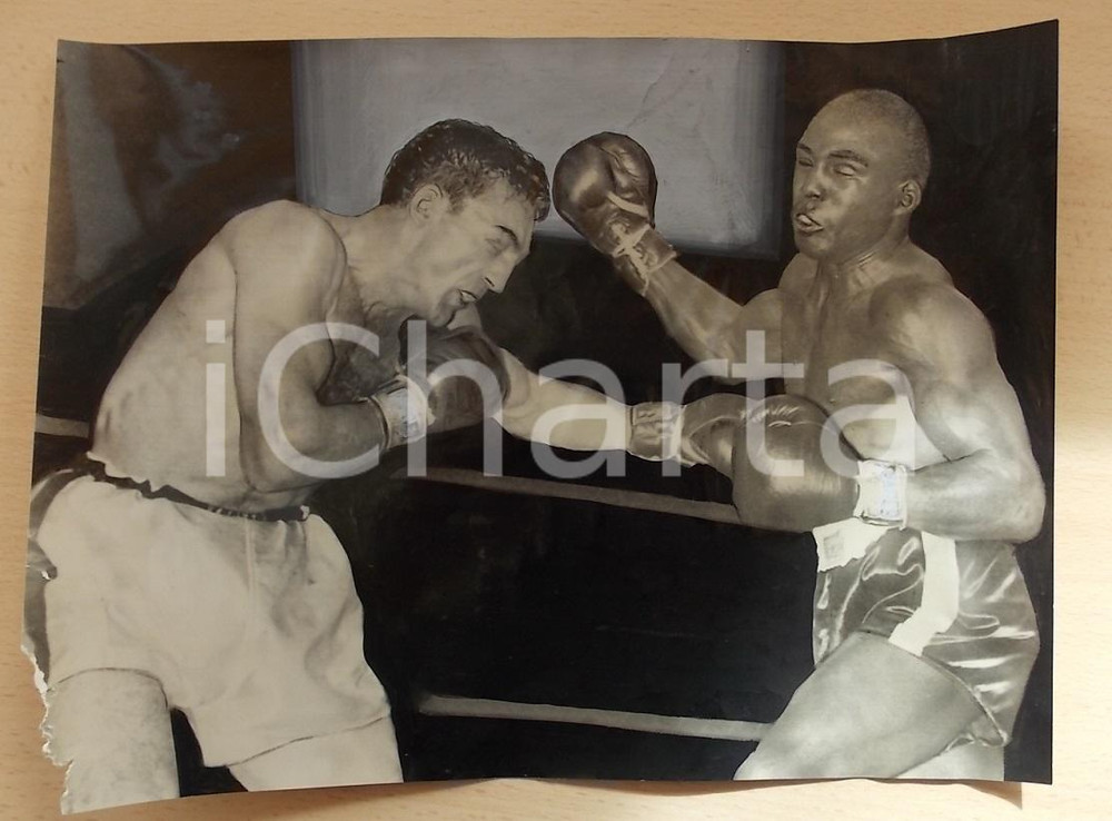 Fotografia d epoca originale 1956 SAN FRANCISCO USA BOXE Pugile Johnny SAXTON Carmen BASILIO Foto 31 x 23 1