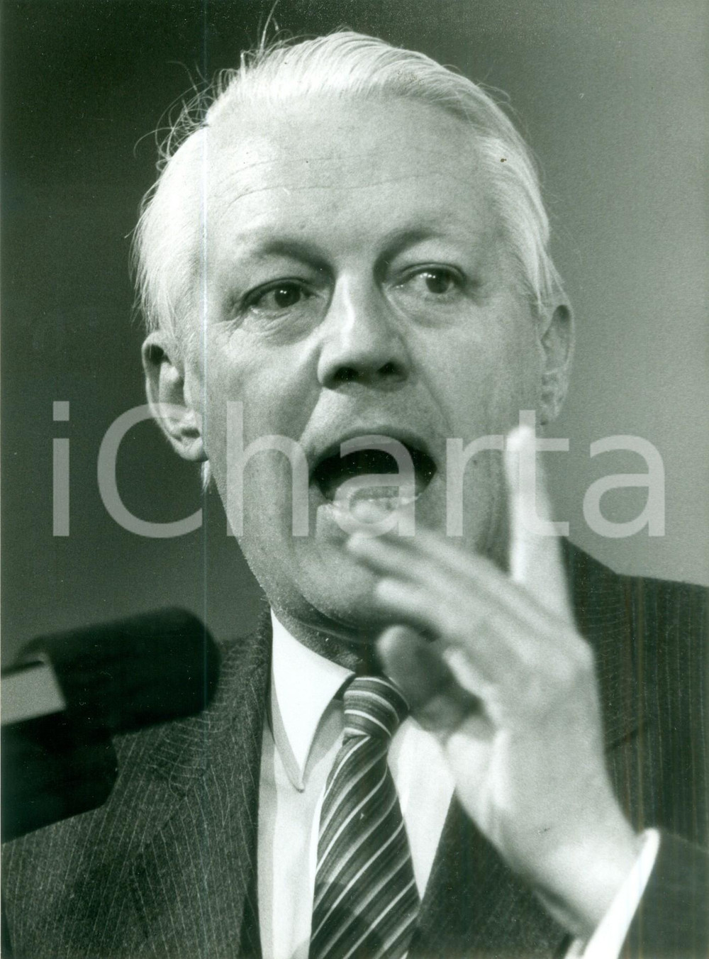 Fotografia d epoca originale 1988 BONN DE Gerhard STOLTENBERG Ministro dell Economia Fotografia 1