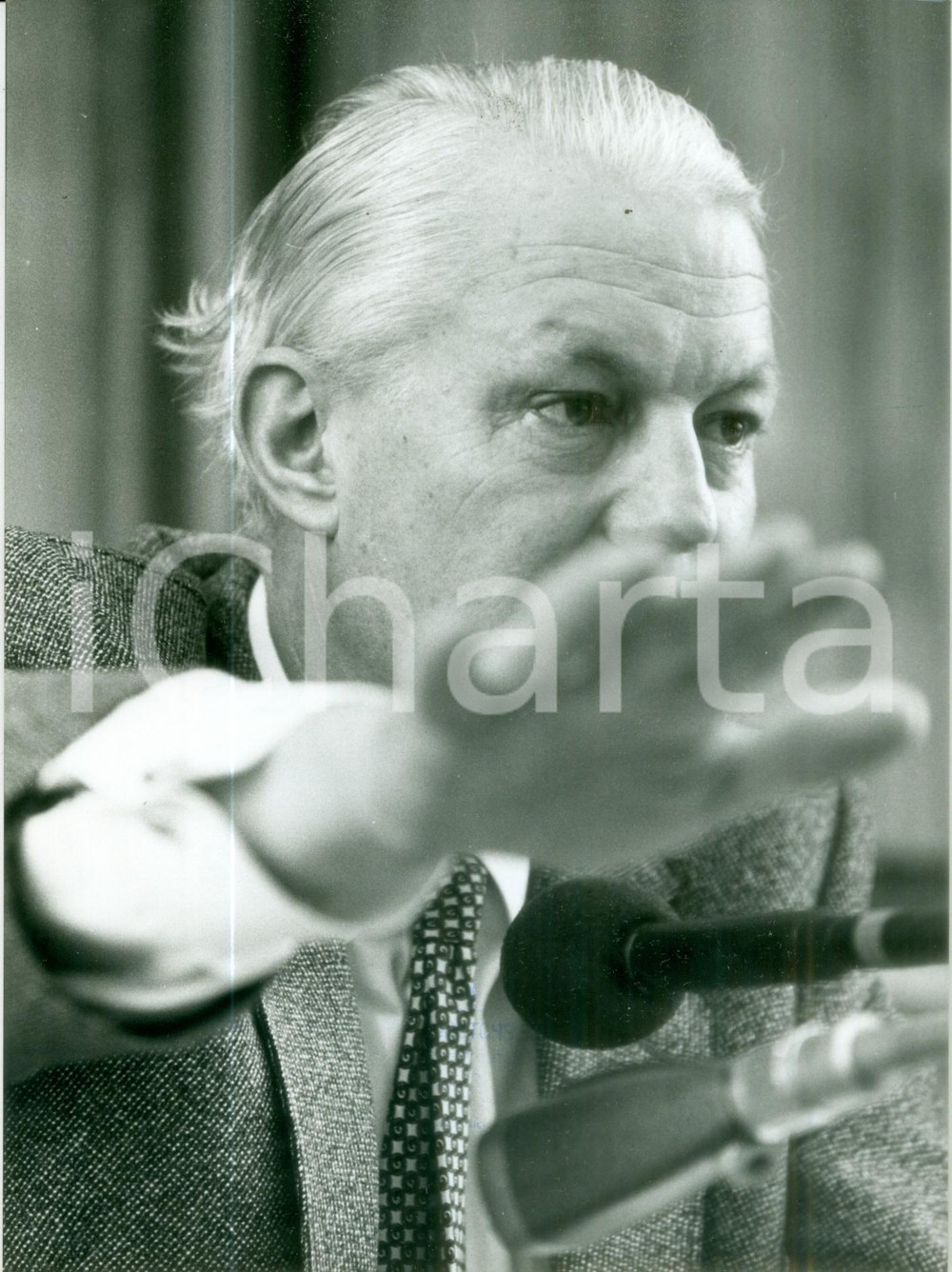 Fotografia d epoca originale 1988 BONN DE Gerhard STOLTENBERG Ministro dell Economia a una riunione Foto 1