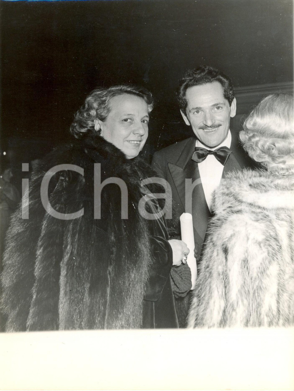 Fotografia d epoca originale 1950 ca PARIS Jacques ROBERT e la moglie ad una serata di gala Fotografia 1