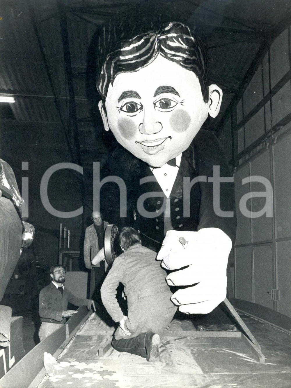 Fotografia d epoca originale 1979 BONN GERMANIA Nuovi carri di carnevale in resina sintetica FOTOGRAFIA 1