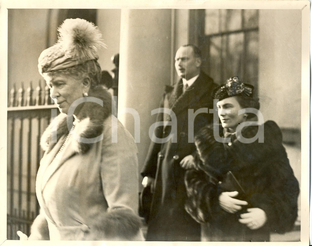 Fotografia d epoca originale 1937 LONDON Regina Mary TECK duchi GLOUCESTER al battesimo figlia duchi di KENT 1