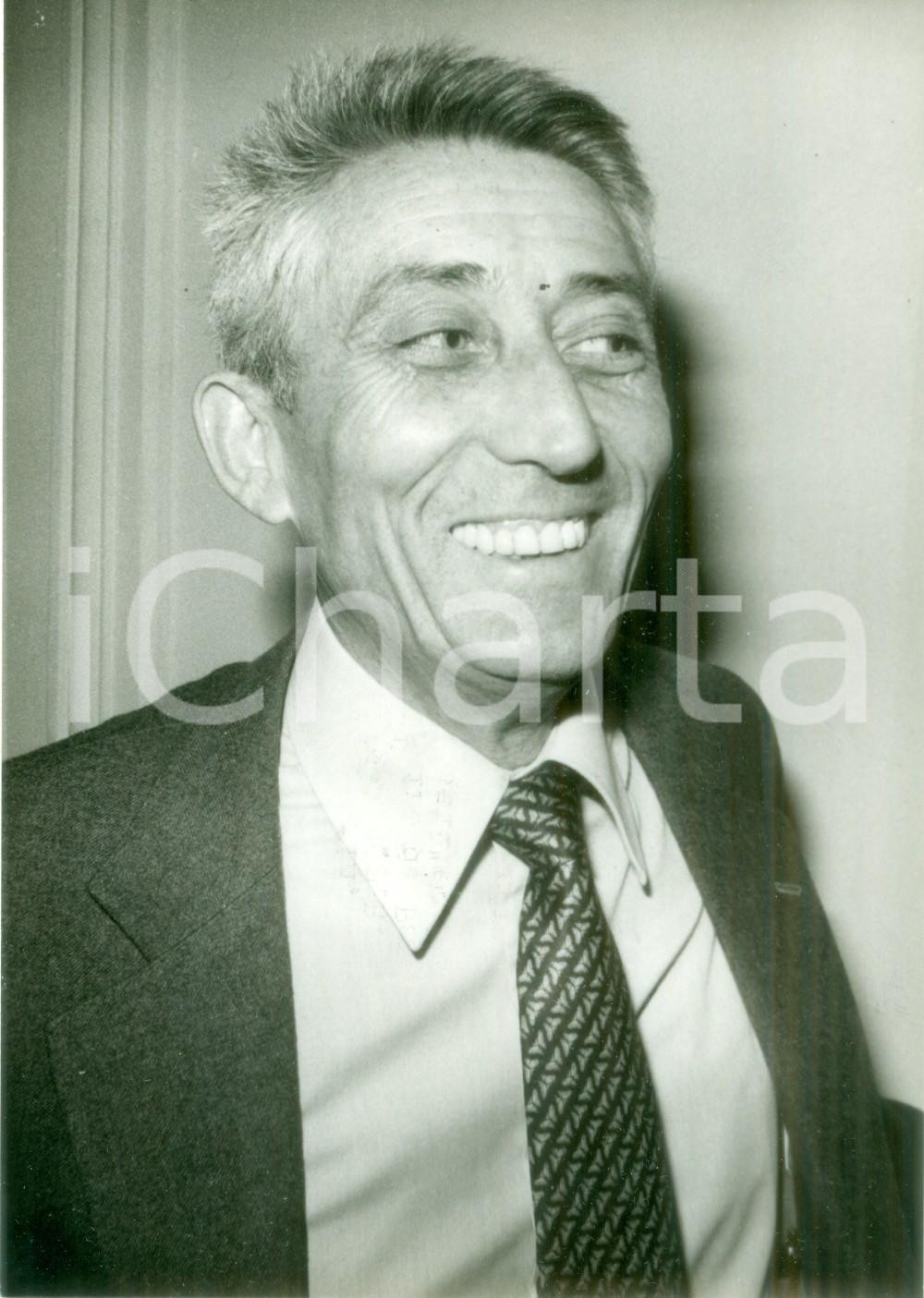 Fotografia d epoca originale 1979 PARIS Bernard PONS nuovo segretario generale del R.P.R. Fotografia 1