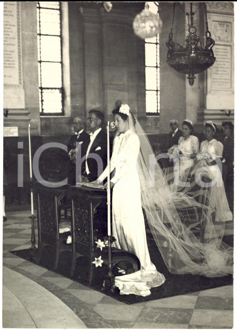 Fotografia d epoca originale 1942 PARIS Eglise St. Louis des Invalides  Mariage m.lle POINCIGNON Photo 1