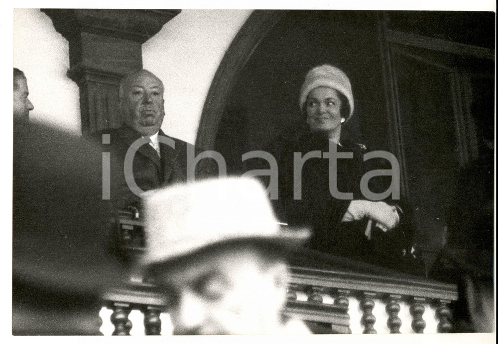 Fotografia d epoca originale 1960 ca PARIS ? Regista Alfred HITCHCOCK a un evento mondano Foto 1