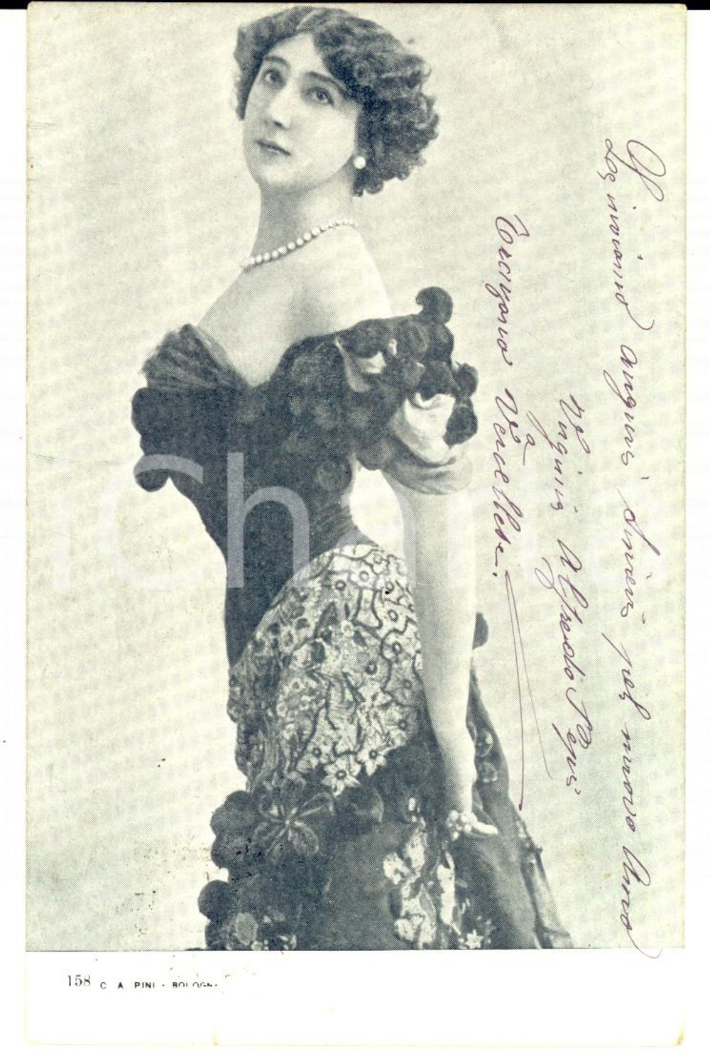 Cartolina originale da collezione 1906 Ritratto di attrice in abito ricamato Cartolina VINTAGE FP VG ed. PINI 1