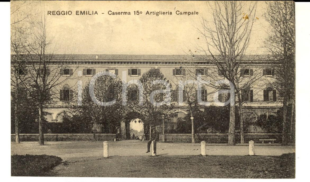 Cartolina originale da collezione 1920 ca REGGIO EMILIA Caserma 15Â° Artiglieria Campale Cartolina ANIMATA FP NV 1