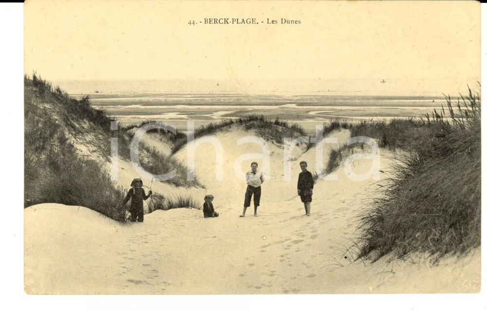 Cartolina originale da collezione 1915 ca BERCKPLAGE F Les Dunes Carte postale ANIMEE enfants FP 1