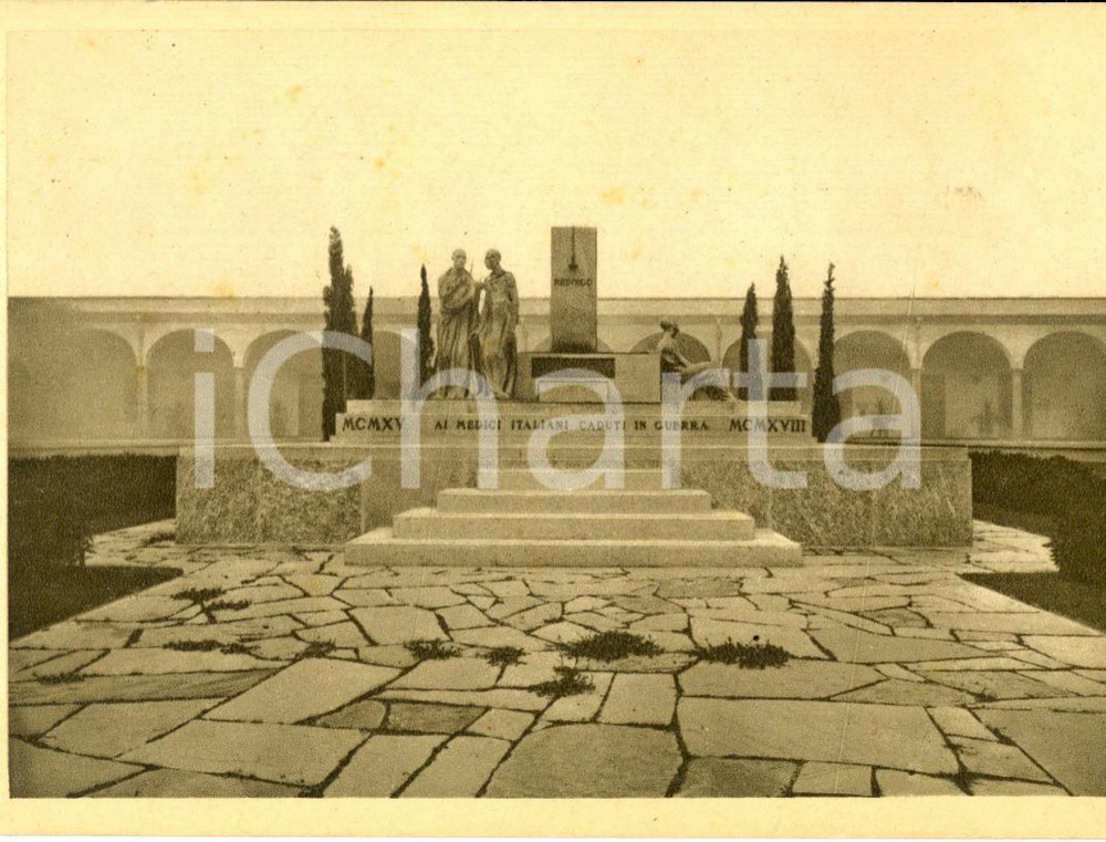 Cartolina originale da collezione 1940 ca FIRENZE Monumento al Medico italiano in guerra Cartolina postale FG NV 1