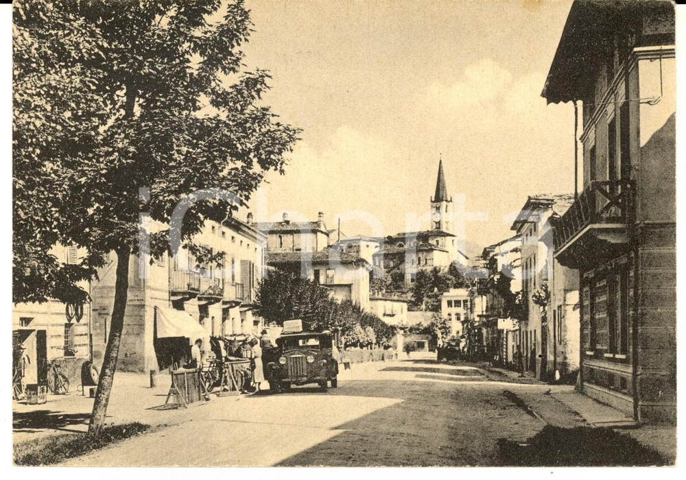Cartolina originale da collezione 1940 ca CARAGLIO CN Dettaglio panoramico Cartolina ANIMATA automobile FG NV 1