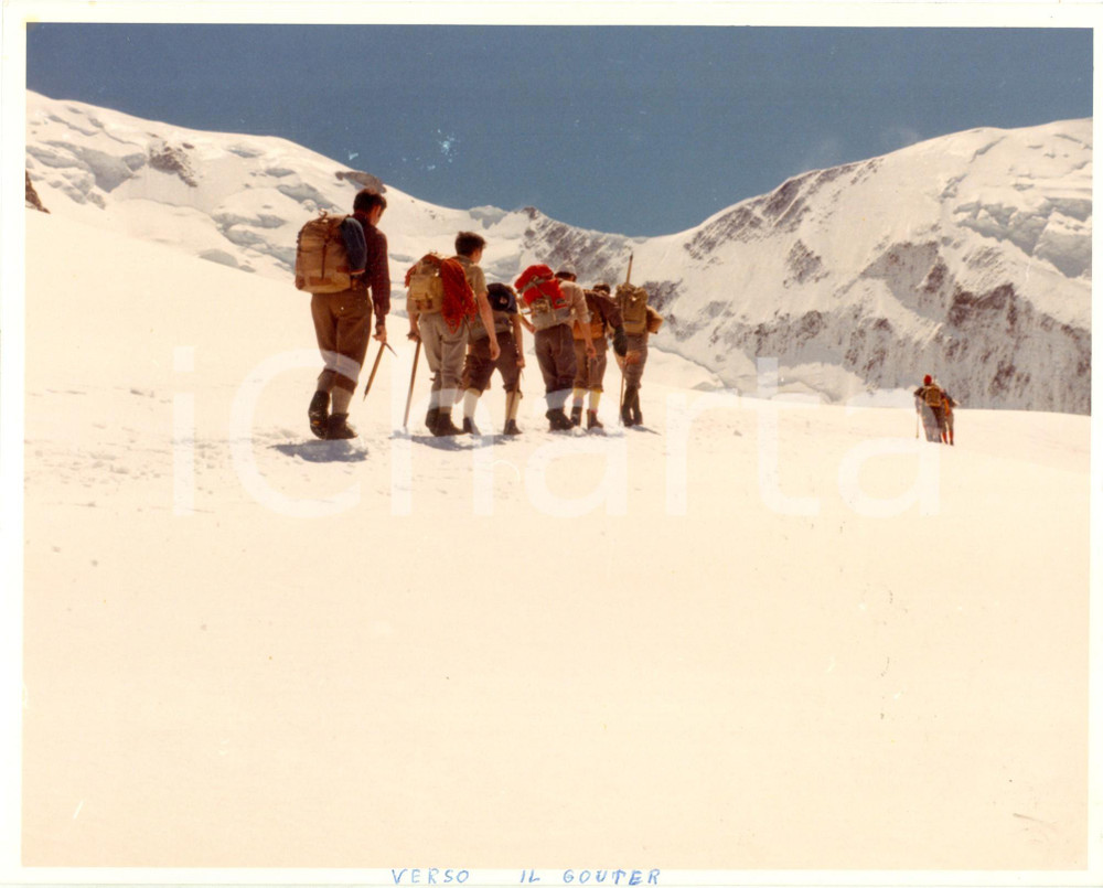 Fotografia d epoca originale 1980 ca FRANCIA Scalatori sul MONTE BIANCO al rifugio del GOUTER Fotografia 1