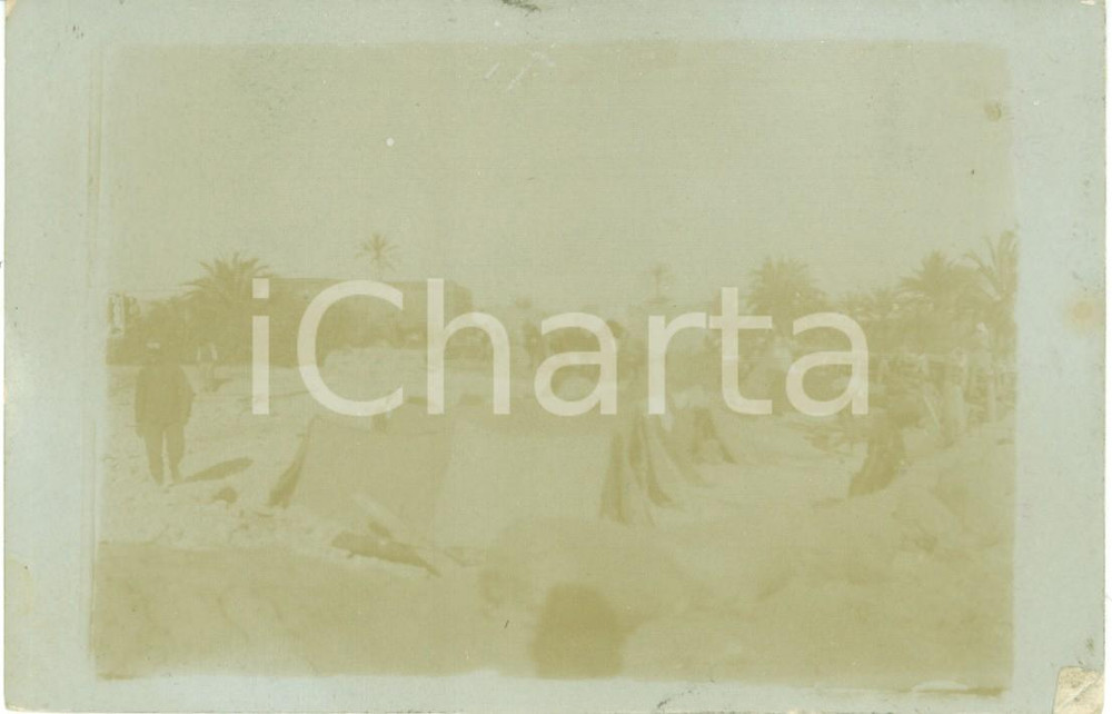 Fotografia d epoca originale 1915 ca TRIPOLI LIBIA Attendamenti militari coloniali nell oasi Fotografia 1