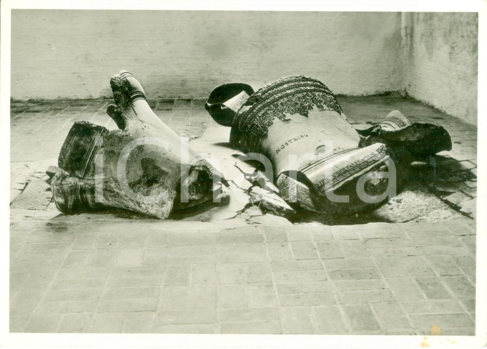 Cartolina originale da collezione 1952 LUBECK DE La campana distrutta di ST. MARIENKIRCHE Cartolina FG VG 1