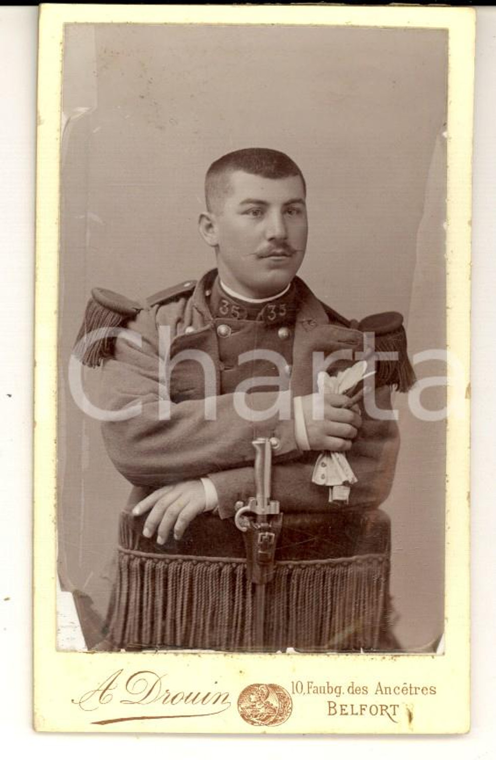 Fotografia d epoca originale 1915 ca BELFORT FRANCE Ufficiale 35Â° reggimento fanteria DROUIN DANNEGGIATA 1