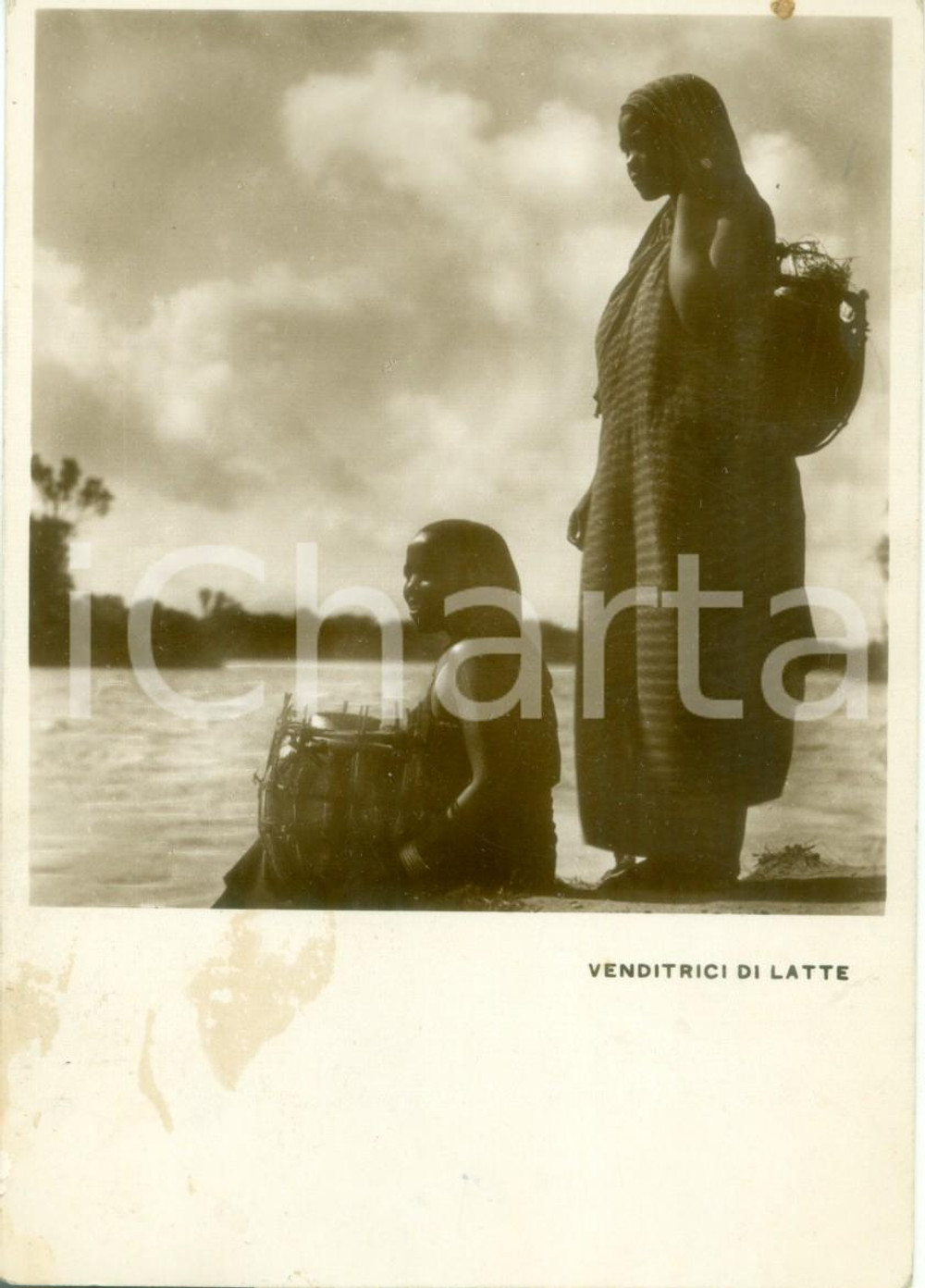 Cartolina originale da collezione 1934 SOMALIA ITALIANA AOI Venditrici di latte in riva al fiume Cartolina FG VG 1