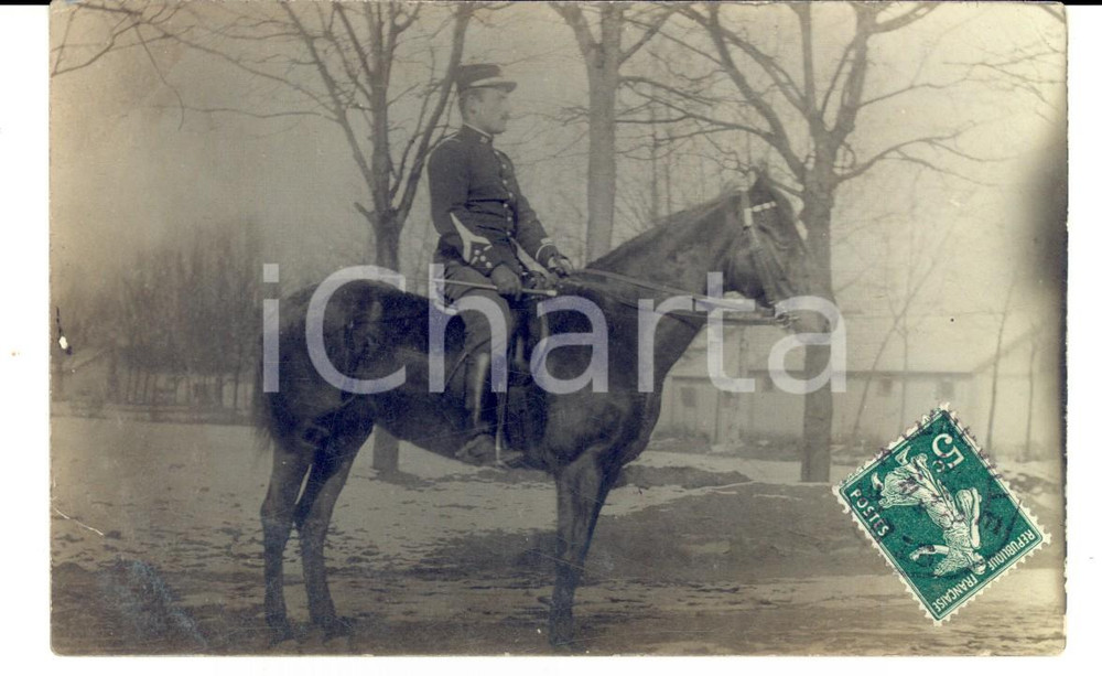 Fotografia d epoca originale 1909 BACCARAT F Ufficiale MALIVE 20Â° reggimento fanteria posa a cavallo 1